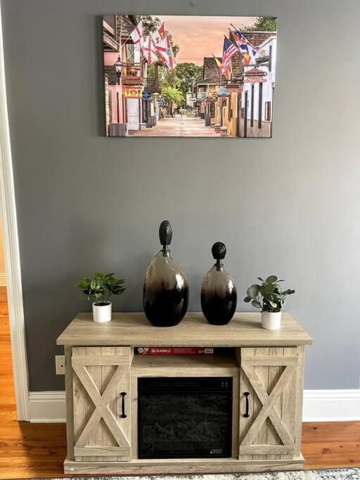 Cozy Quiet St Augustine Private Condo - 2Bed, 1 Bath, Sleeps 6, Steps To Historic St Augustine Center & All Tourist Attractions, Restaurants, Cafes, Backyard, Porch St. Augustine Dış mekan fotoğraf