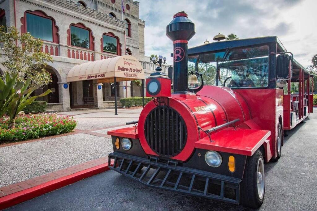 Cozy Quiet St Augustine Private Condo - 2Bed, 1 Bath, Sleeps 6, Steps To Historic St Augustine Center & All Tourist Attractions, Restaurants, Cafes, Backyard, Porch St. Augustine Dış mekan fotoğraf