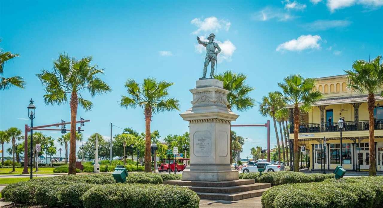 Cozy Quiet St Augustine Private Condo - 2Bed, 1 Bath, Sleeps 6, Steps To Historic St Augustine Center & All Tourist Attractions, Restaurants, Cafes, Backyard, Porch St. Augustine Dış mekan fotoğraf